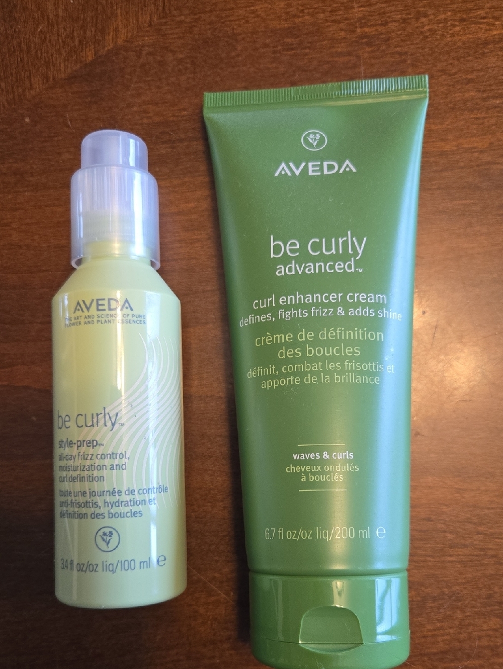 AVEDA Be Curly Set — Light Green & Green Bottles